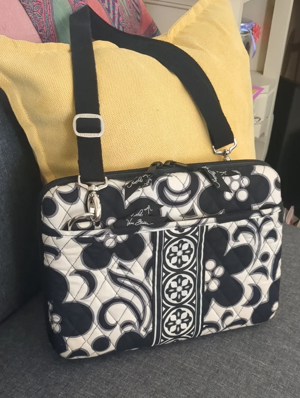 Vera Bradley -Night & Day Hard Shell Tablet/Ereader/ I-Pad Travel Case